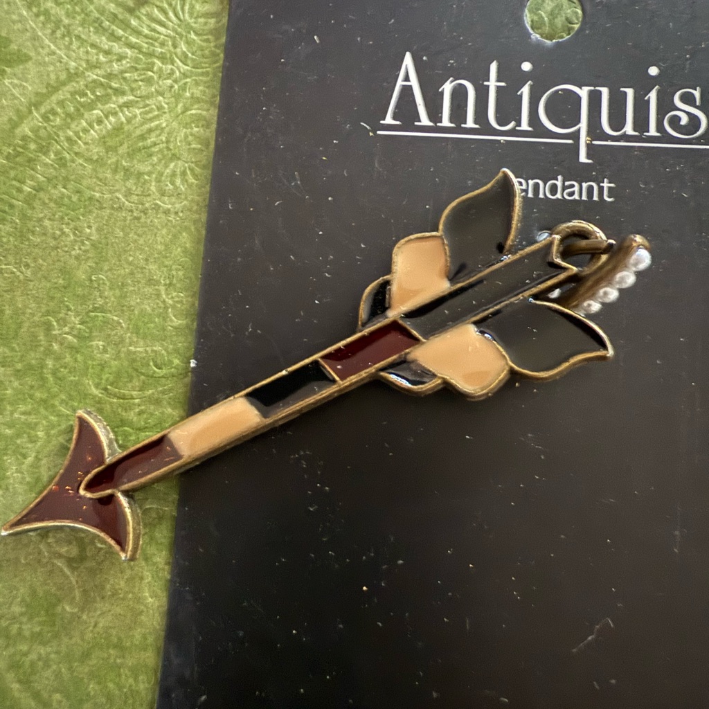 Antiquities Arrow Pendant 5$